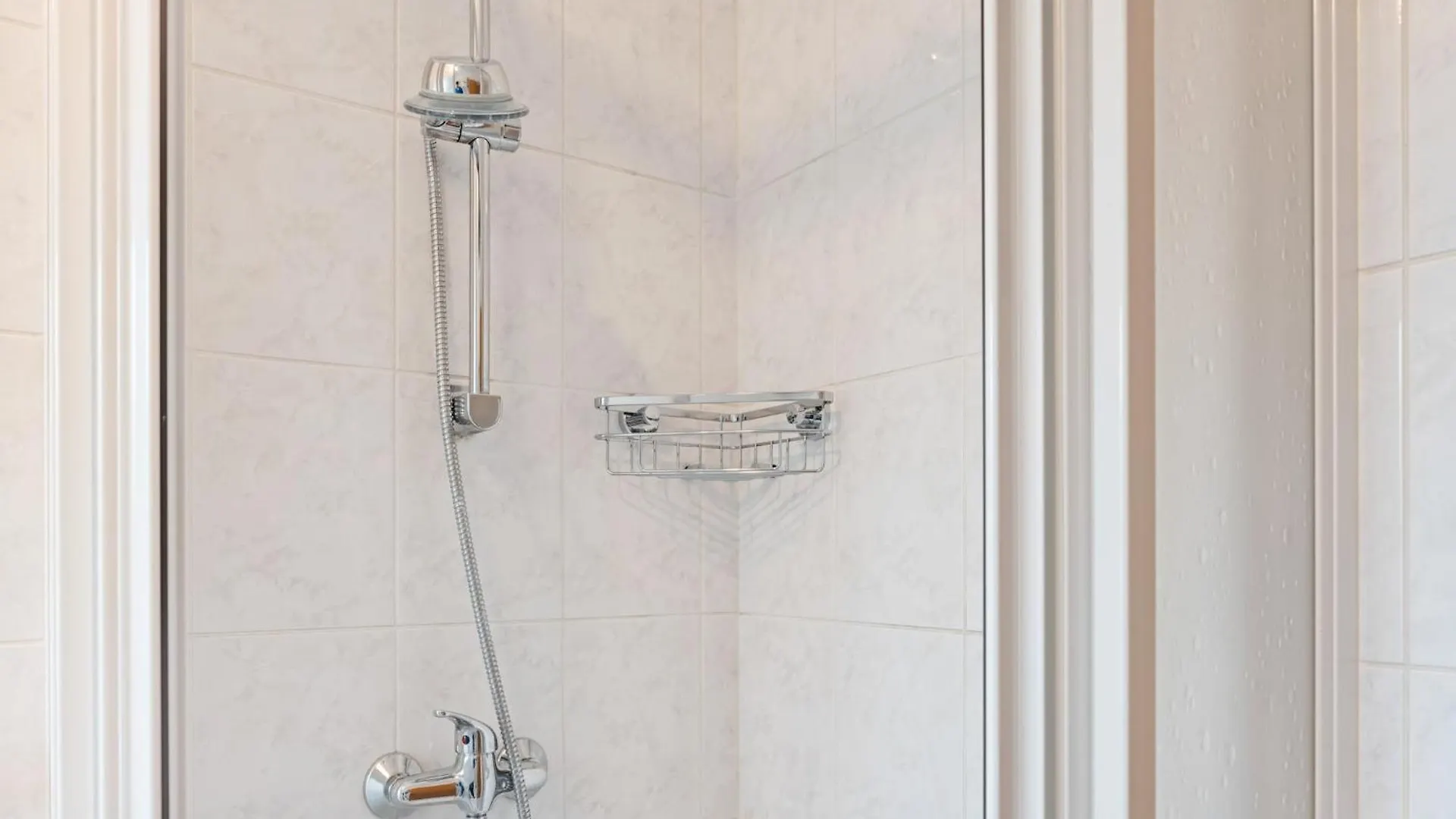 Cosy Apartment In Dresden With Balcony And Swimming Pool 0*,  Tyskland